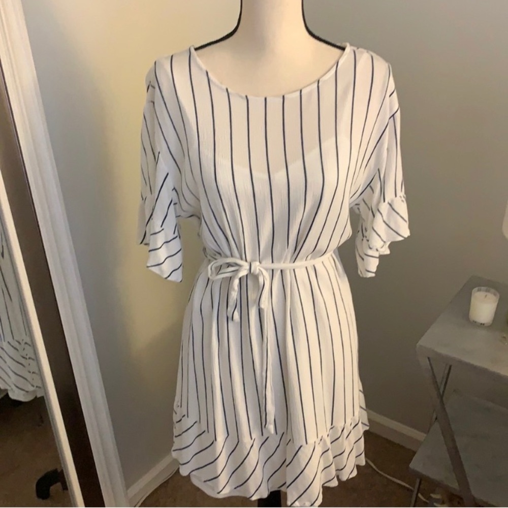 Charming Charlie Lightweight Spring Dress -Medium